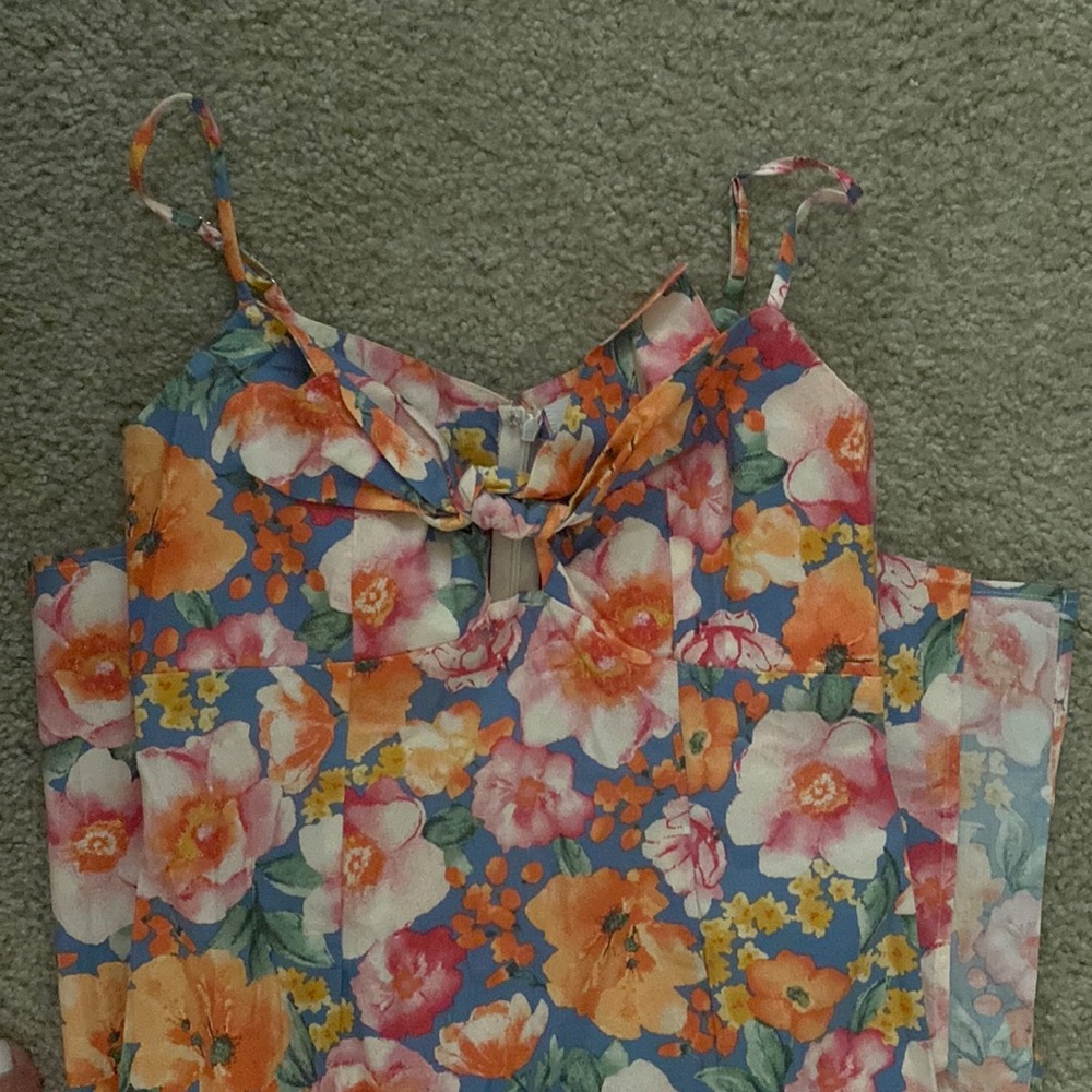 Floral side slit bow front maxi dress. Side slit. NWT